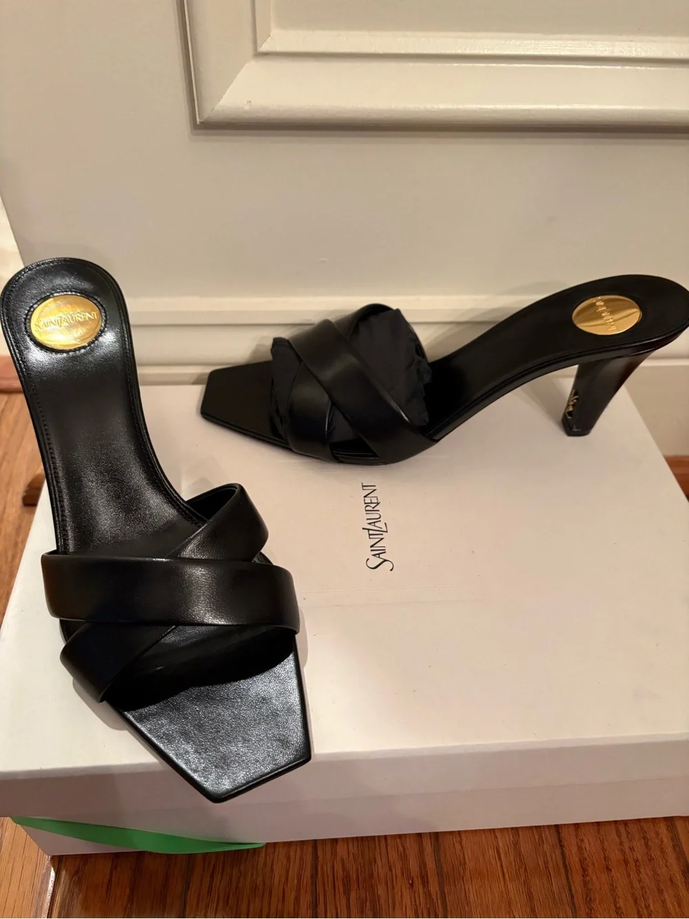 YSL sandals NIB - Picture 2 of 5